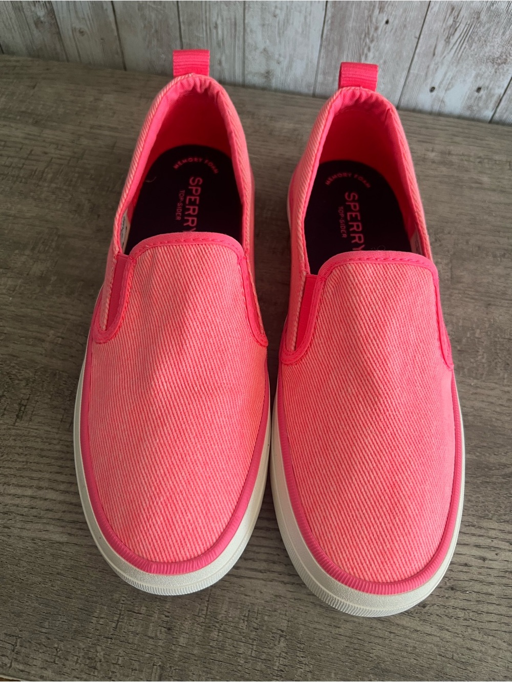 Sperry Neon Pink Canvas Slip-On Sneakers Preppy Nautical Size 6.5